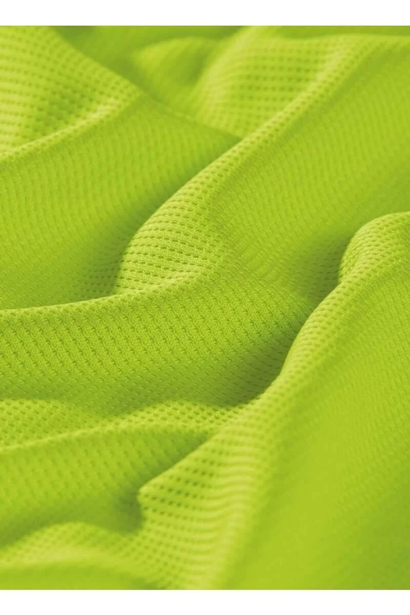 TRIGEMA COOLMAXComfort Fit T-Shirt V-Ausschnitt Lemon,Einfarbig 5 TRIGEMA COOLMAXComfort Fit T-Shirt V-Ausschnitt Lemon,Einfarbig – Bild 3