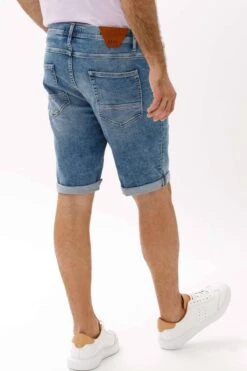 Brax Casual Regular Fit Five-Pocket Kurze Jeans Sky 9 Brax Casual Regular Fit Five-Pocket Kurze Jeans Sky -Bekleidung Rabatt Serie 846627 7962120 18 9 800 1200x1200